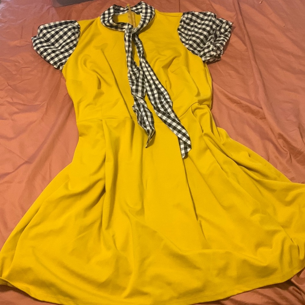 Yellow mini work dress with black and white gingham sleeves. Smak Parlor, 1x